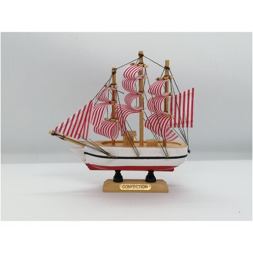 Корабль-парусник сувенирный, красно-белый, 14 см(В)