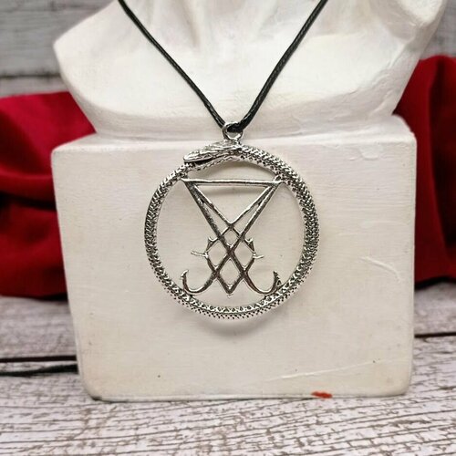 Колье, серебряный