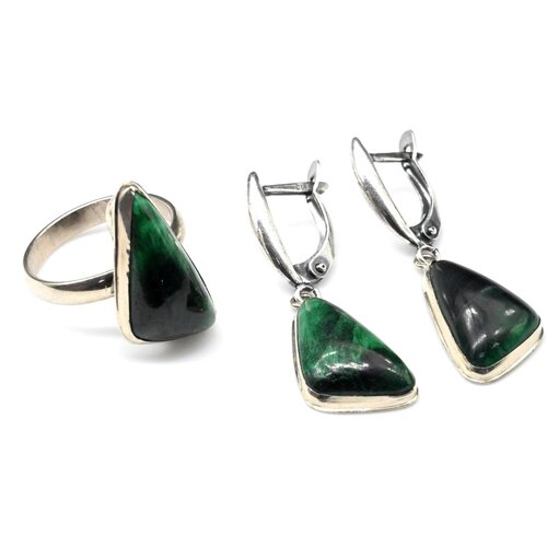 Комплект бижутерии Радуга Камня: кольцо, серьги, малахит, размер кольца 17, зеленый