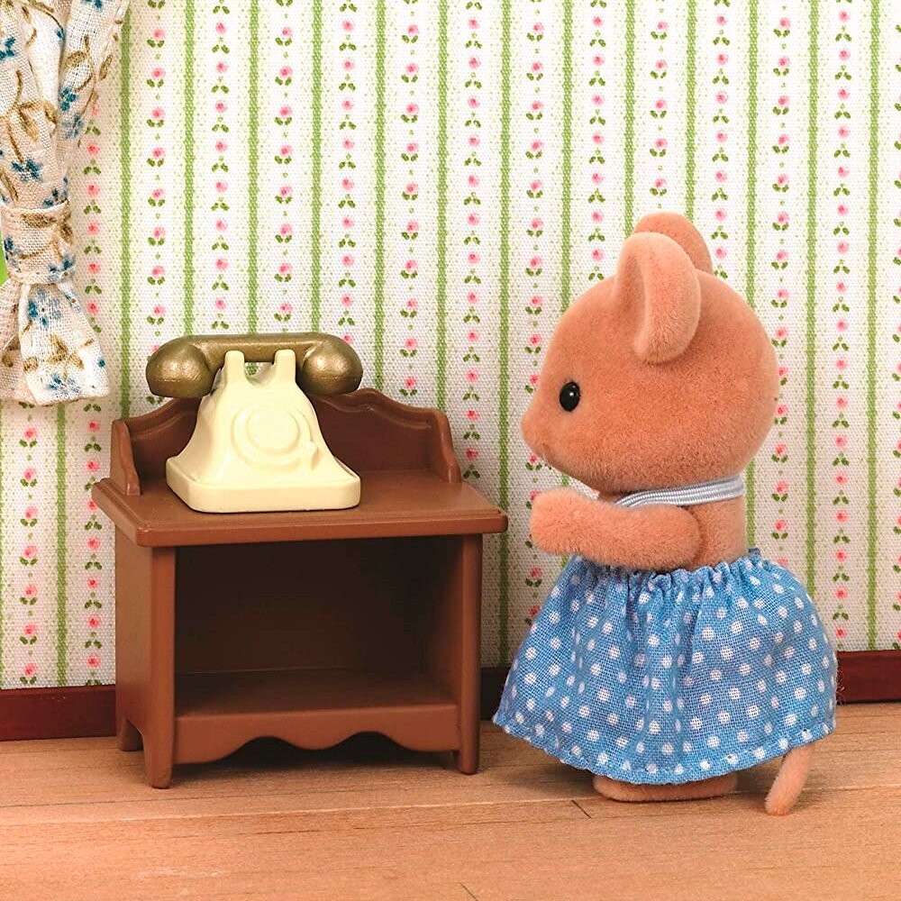 Игровой набор Sylvanian Families Телефонный столик 5159