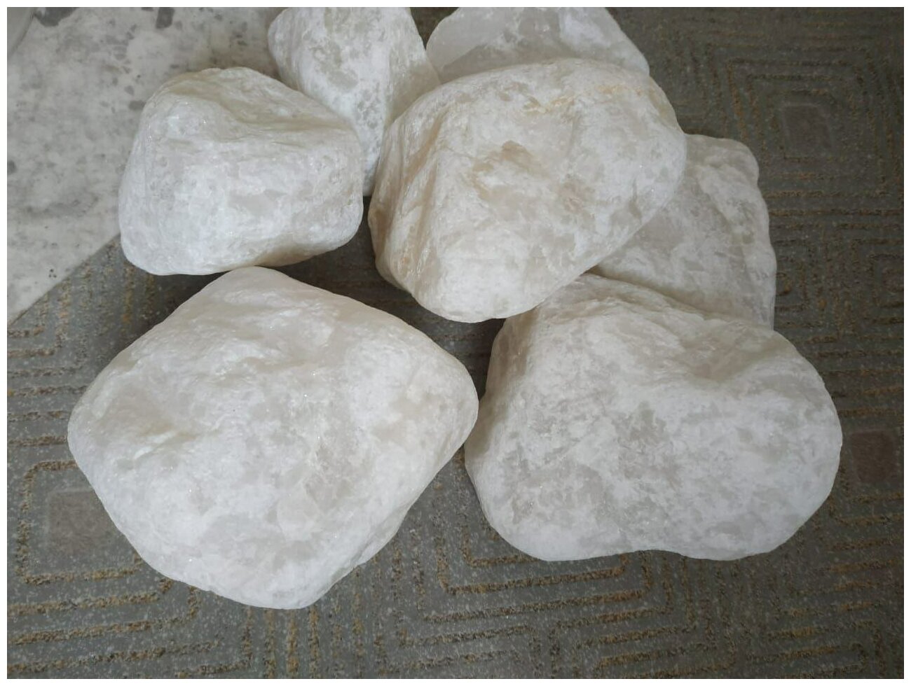 Камень для бани и сауны ERKKIA "Кварц Княжеский" шлифованный, средняя фракция (коробка 10 кг) - фотография № 11
