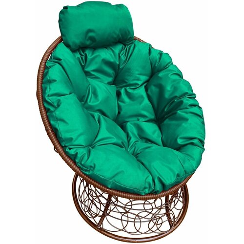 Кресло с ротангом и подушкой