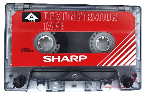 Аудиокассета SHARP демонстрационная красная 10 минутная для магнитофонов SHARP. Бланк.