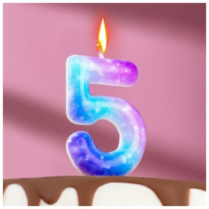 Страна Карнавалия Свеча в торт на шпажке Галактика, цифра 5, цифра 5, голубой/розовый/фиолетовый