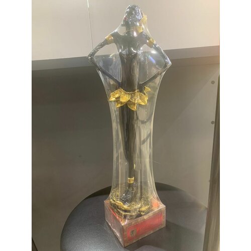 Статуэтка- Африканка большая