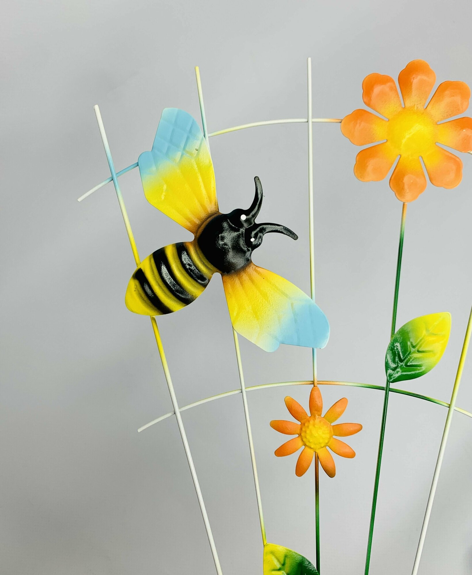 Опора для растений "Пчела" - фотография № 2