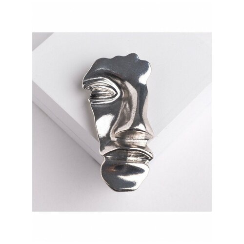 фото Брошь подвеска облик цвет серебро queen fair-tm