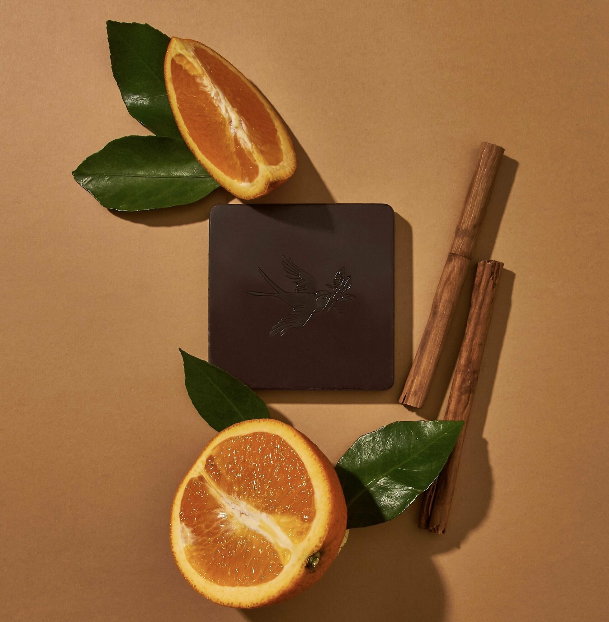 Темный шоколад "Апельсин корица", Hout Cacao, 50 Г - фотография № 2