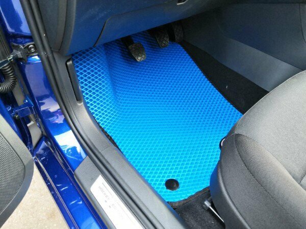 Автомобильные коврики SPC EVA на Skoda Rapid с 2012-2020 3D лапой синий ромб черный кант