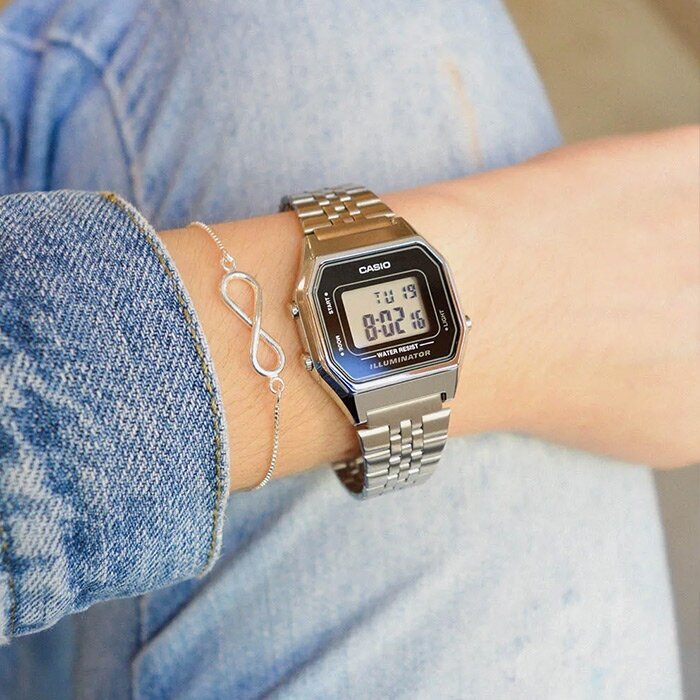 Наручные часы CASIO Vintage, серебряный — фото 1
