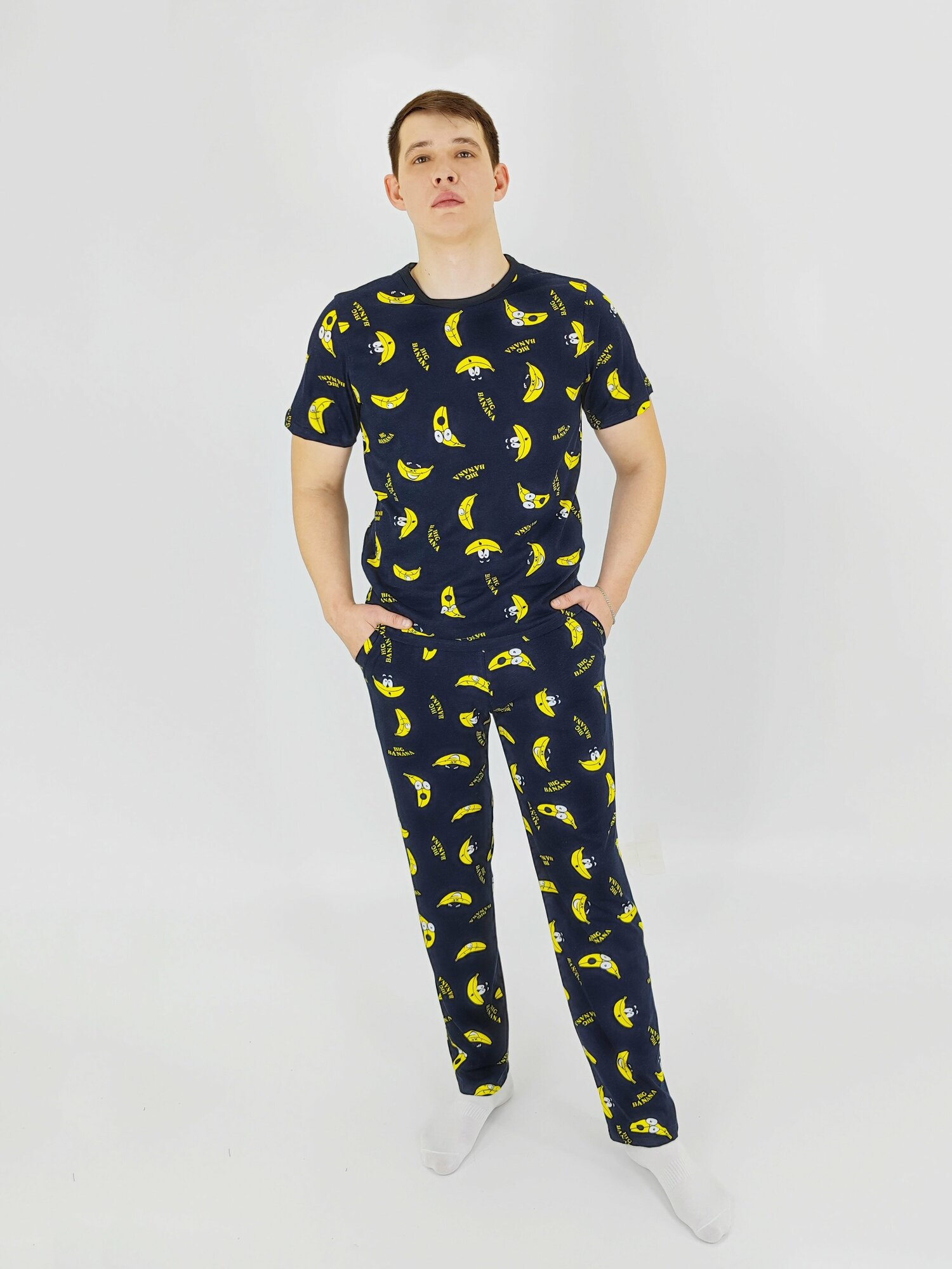 Мужская пижама, мужской пижамный комплект ARISTARHOV, Футболка + Брюки, Бананчик, синий желтый, размер 54 - фотография № 2