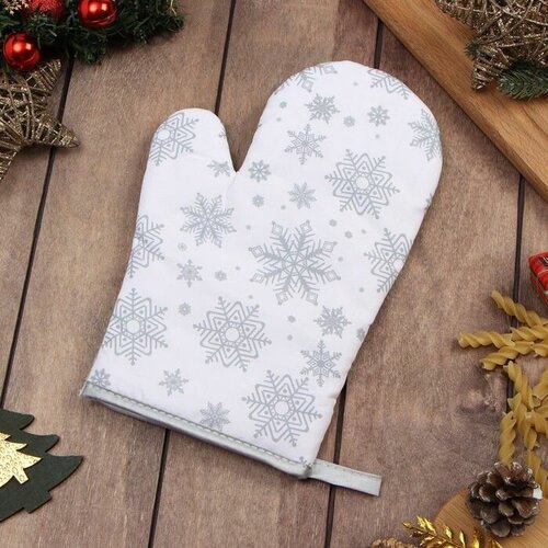 Варежка Снежинки серебро 26 16 см 100 пэ 810₽