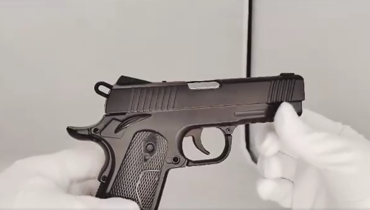 Зажигалка пистолет Colt 1911 — фото 4
