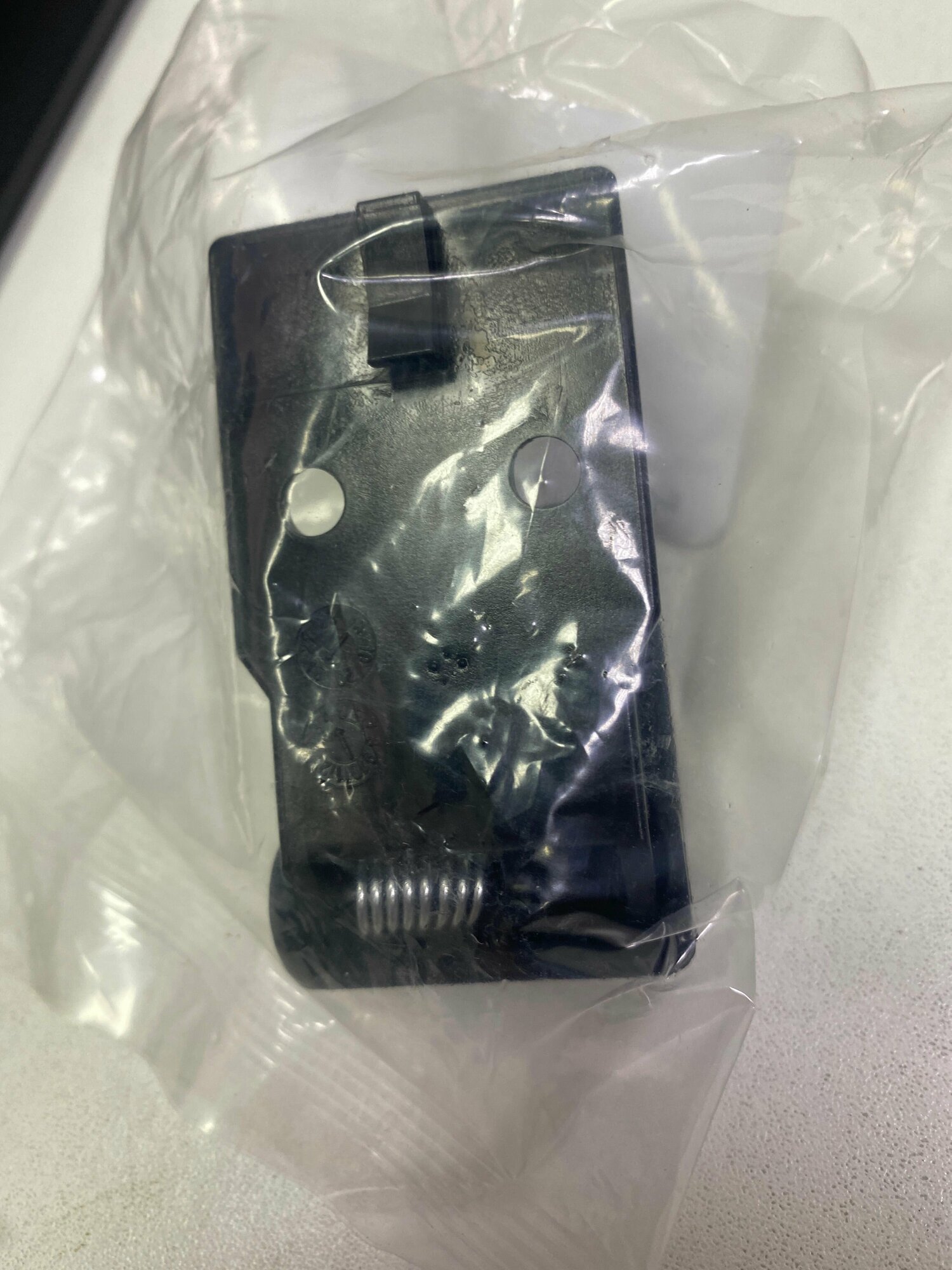 Кнопка открывания капота для Hyundai Accent/Elantra/Sonata/Getz/Kia Rio - бренд KIA Арт 8118034000WK — фото 1