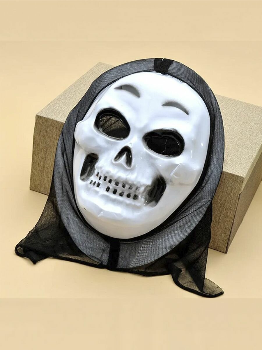 фото Карнавальная маска на хэллоуин