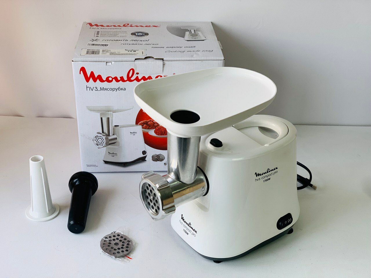 Мясорубка Moulinex ME301132