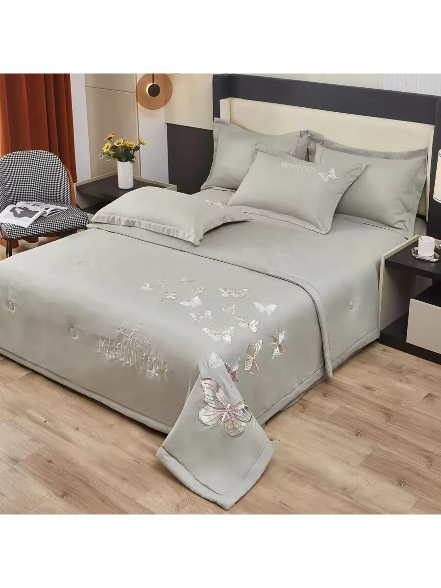 фото Постельное белье с одеялом Maison D'or