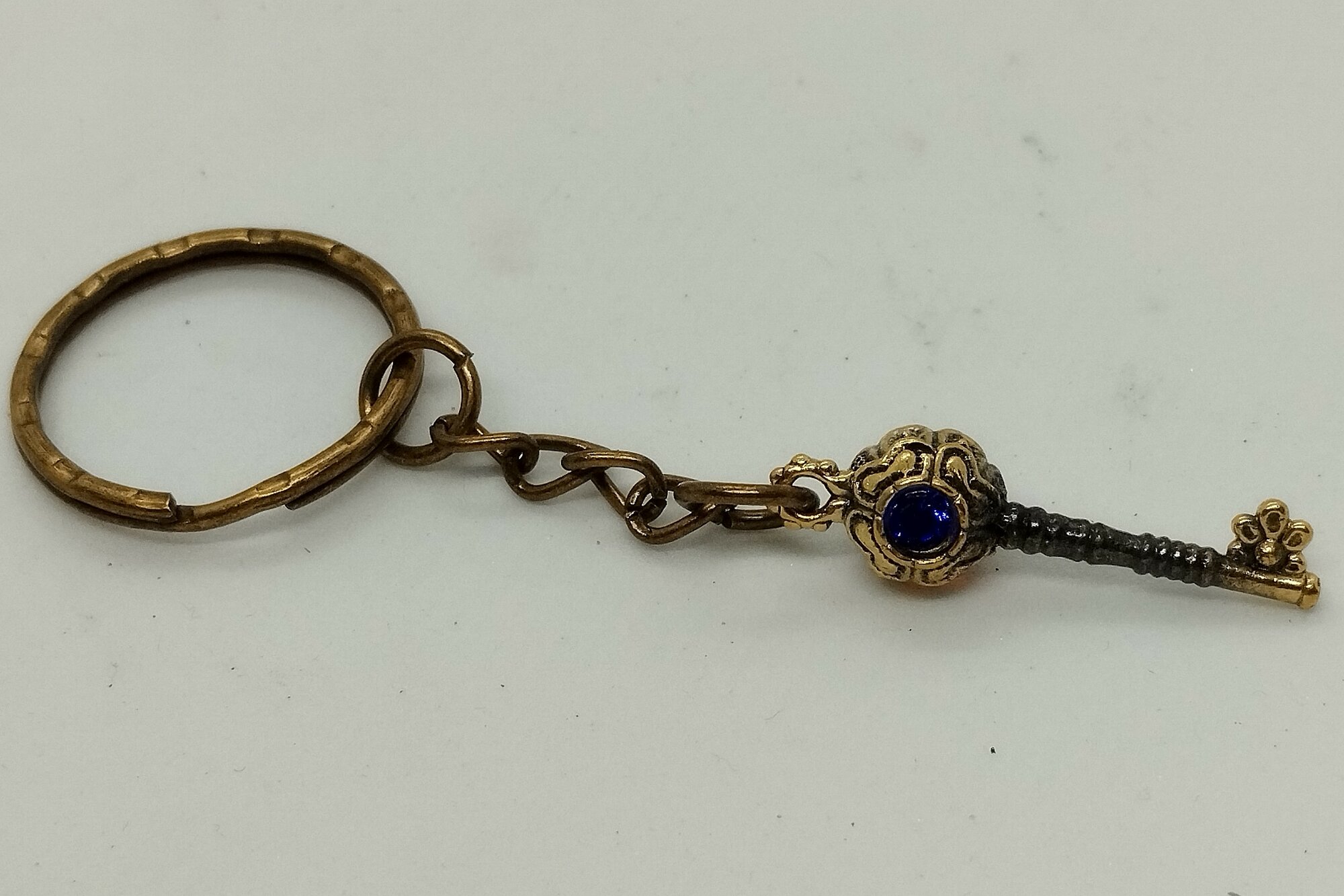 Брелок, красный — фото 1