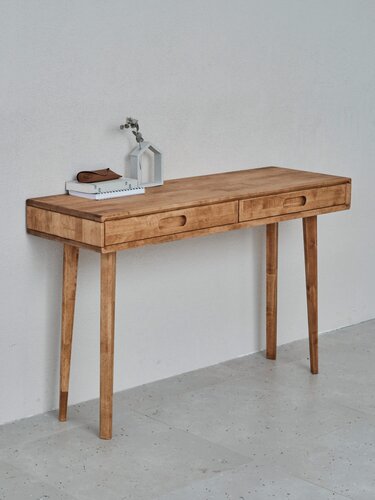 Изображение товара Стол письменный из массива Fusion Дуб коньяк, 100х60х77,5 см, массив березы, Равновесие