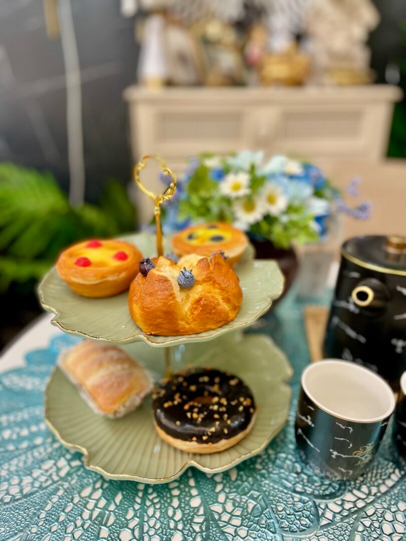 Фигурка декоративная Булочка с ягодами Casaentera CE12-9949089 90х80х50h