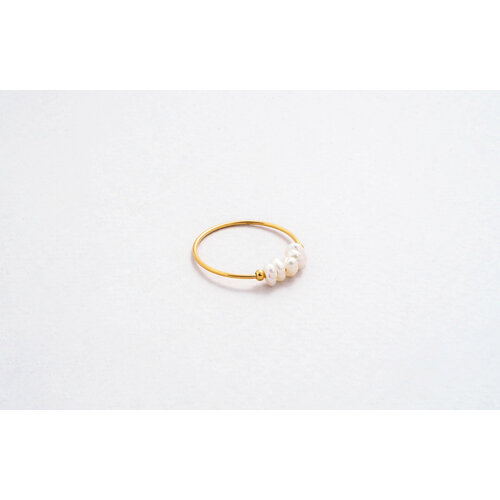 Кольцо Miniature, жемчуг пресноводный, размер 18, золотой