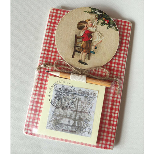 Магнит на холодильник деревянный handmade с блоком для записей Новогодняя елка арт.004250