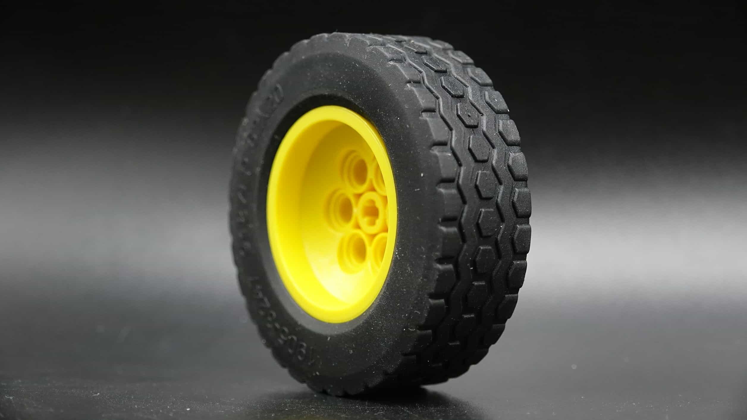 Детали техник Диск с покрышкой, колесо Technic 32019 Tire 62.4mm D. x 20mm + 86652 Wheel 43.2mm D. x 18mm