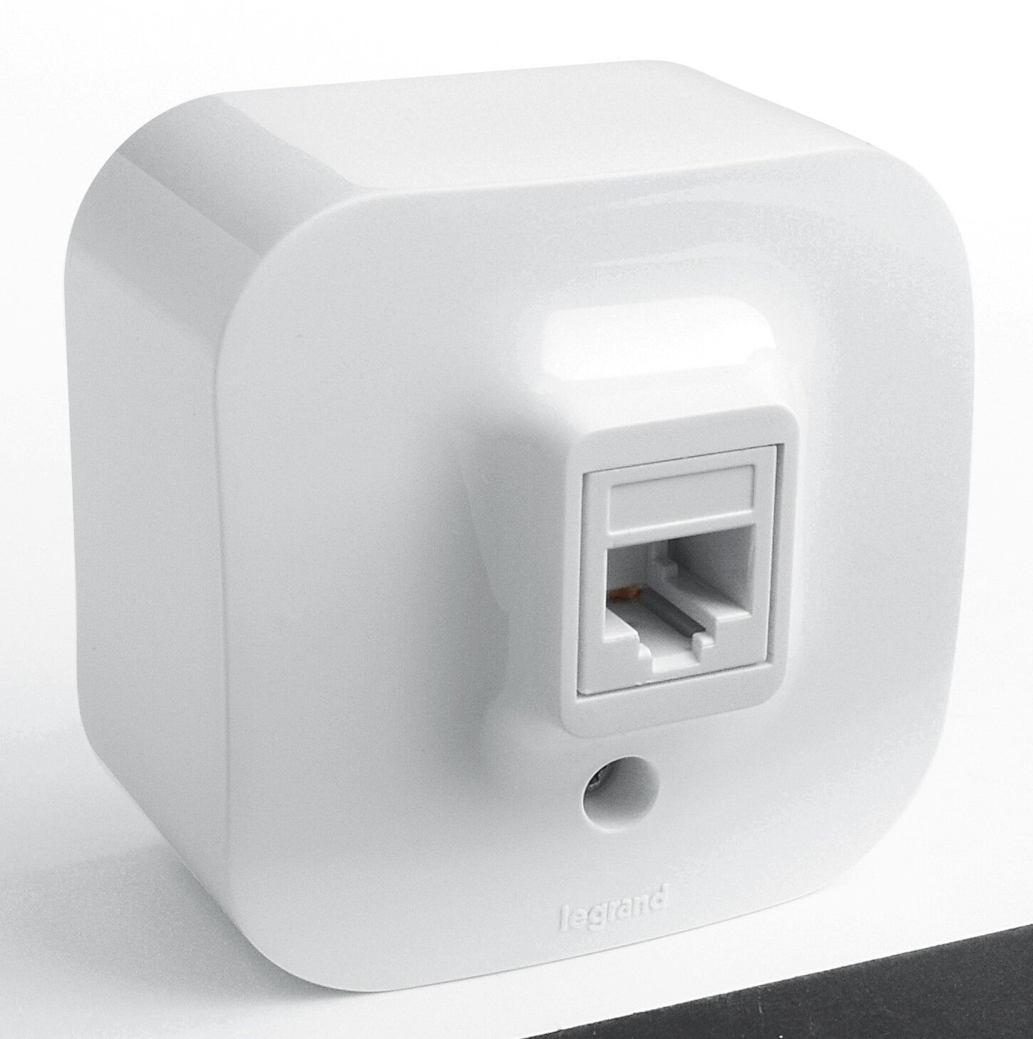 Розетка LEGRAND Quteo RJ 11 белая - фото №12