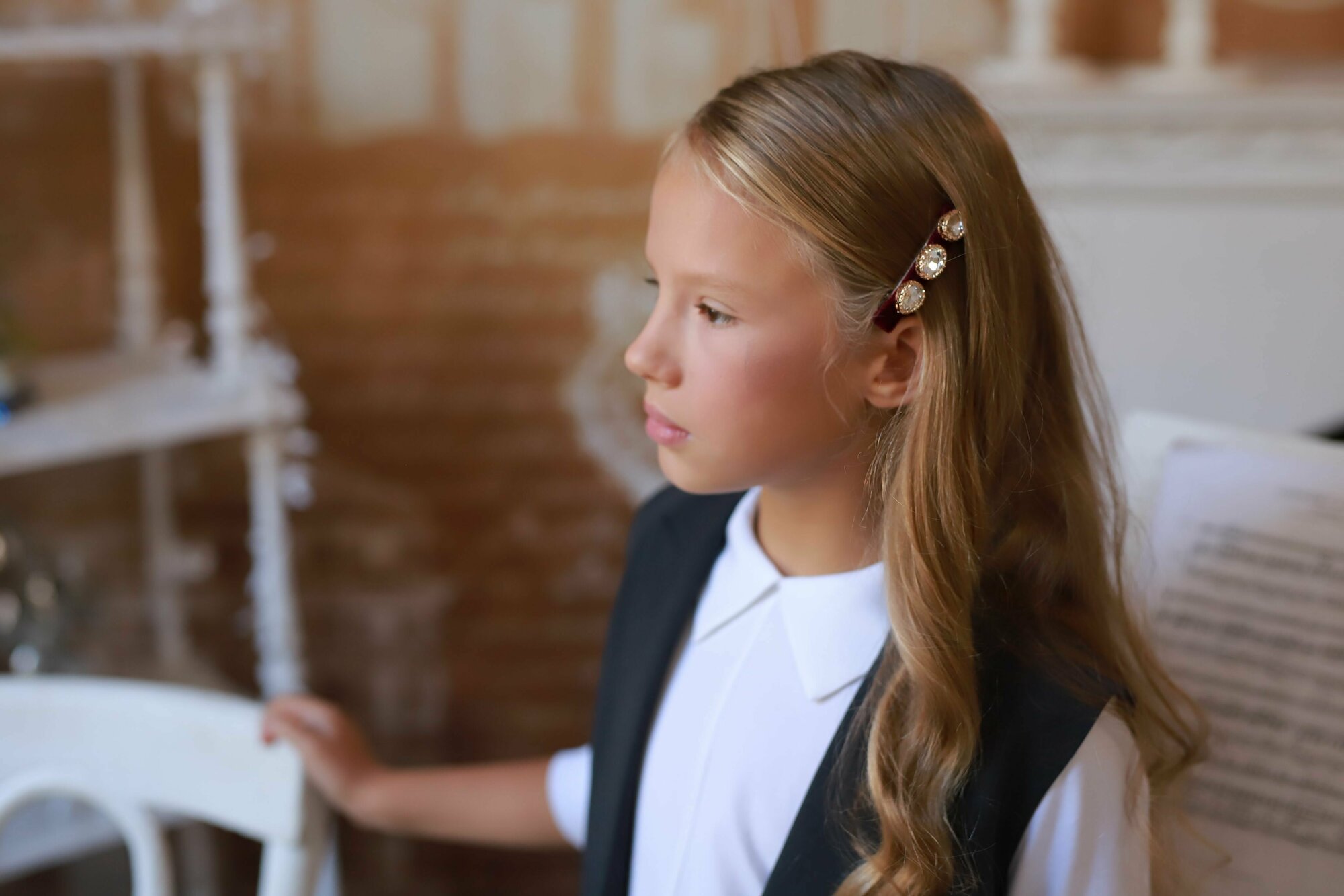 Заколка большая Андерсен Ода — фото 1