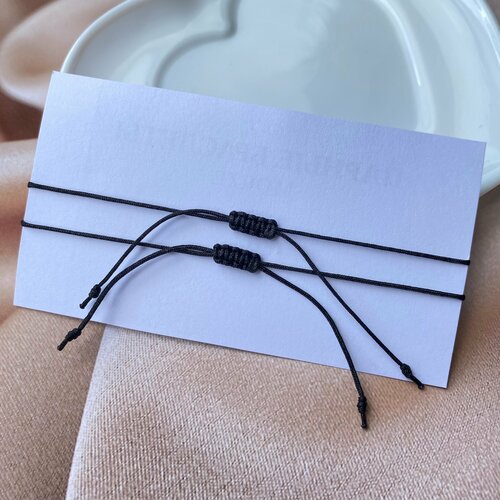 фото Браслет-нить с шифром морзе "я всегда рядом" (кор.), гематит, 2 шт., черный imennoi braslet nn