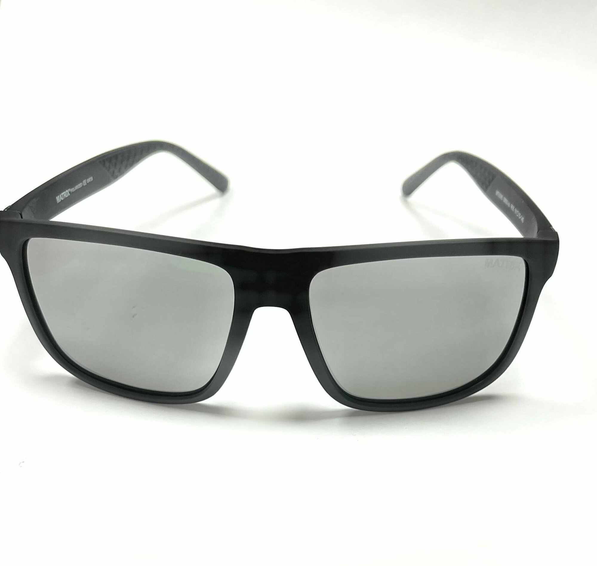 Солнцезащитные очки Matrix  Очки солнцезащитные Matrix Polarized