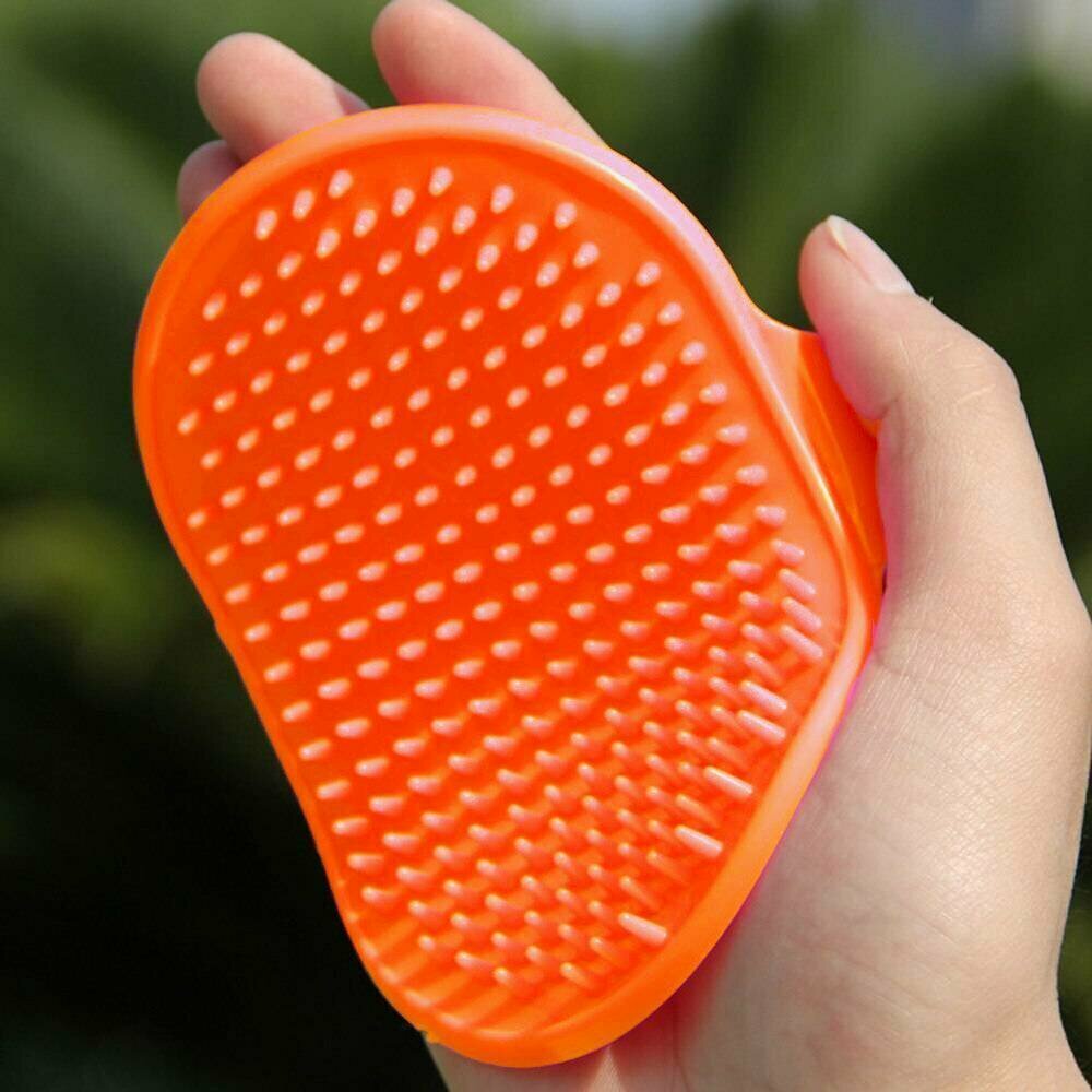 фото Щетка пуходерка на руку для вычесывания шерсти домашних животных, оранжевый