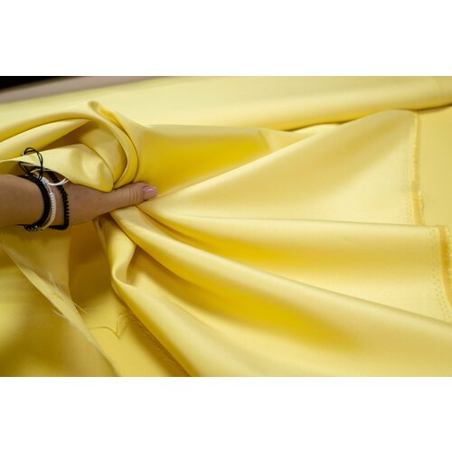 Ткань Шелк костюмный желтый