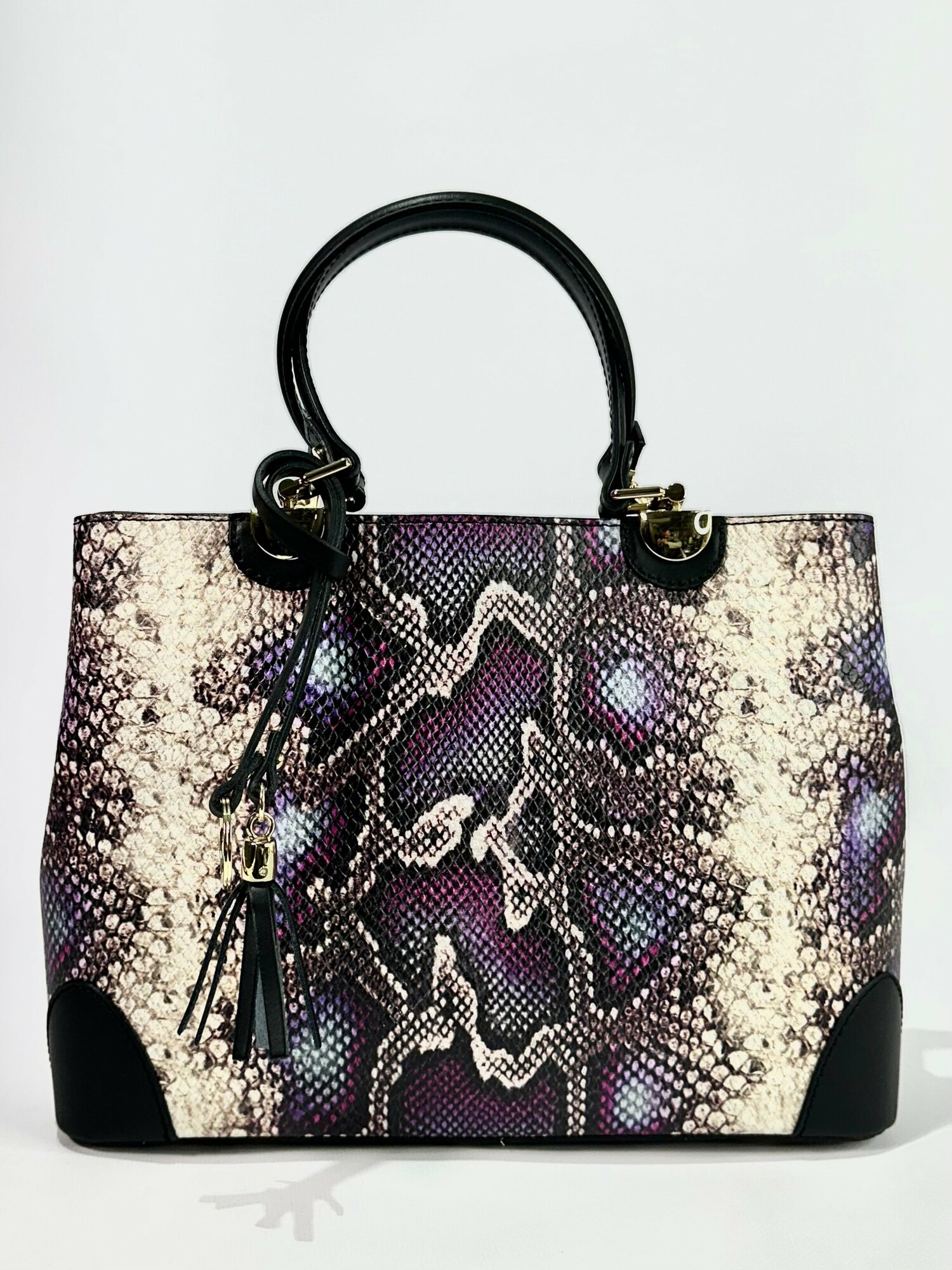 фото Женская синяя с белым итальянская сумка тоут vera pelle формат А4 из натуральной кожи тиснение питон