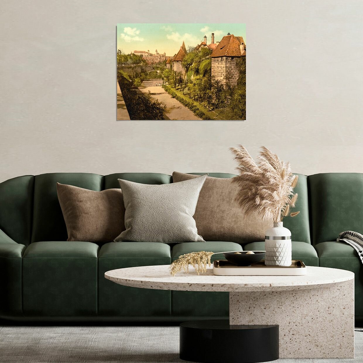 Постер, плакат на бумаге / Part of wall with castle, Nuremberg, Bavaria, Germany / Размер 40 x 53 см