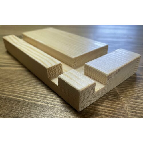 Подставка деревянная для телефона и планшета (15х8х2см)