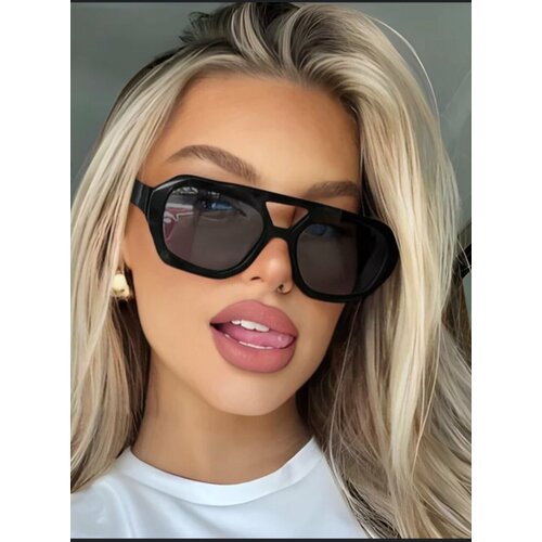 Солнцезащитные очки , черный