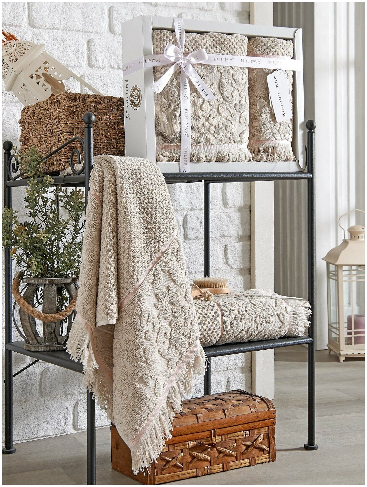 фото Набор полотенец "VELOVIS" махра с жаккардом; арт: 9721-светло-зеленый; Размер: 50 х 90 (1 шт) + 70 х 140 (1 шт)