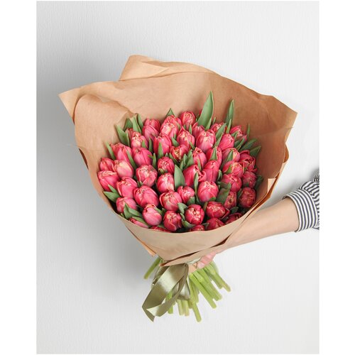 Тюльпаны GRIN премиального качества в крафте 51 шт, цвет розовый Колумбус
