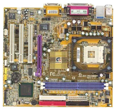 Материнская плата GIGABYTE GA-8GEM667