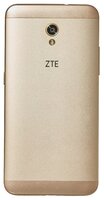 Смартфон ZTE Blade V7 серебристый