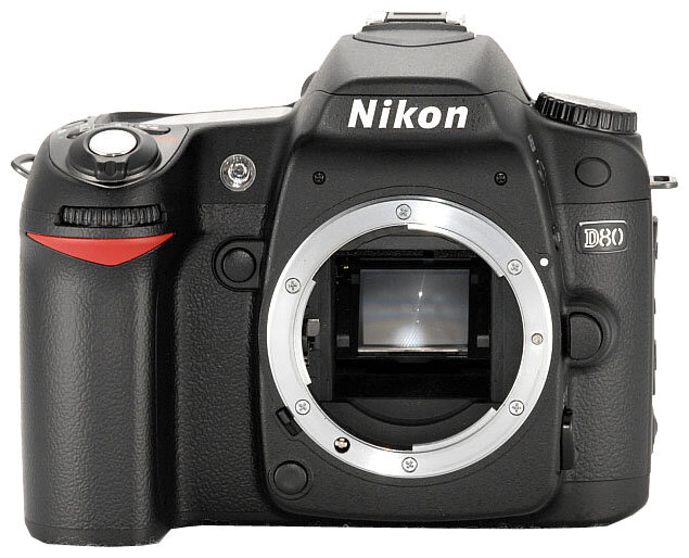 Сравнение характеристик Зеркальный фотоаппарат Nikon D3200 Kit и Фотоаппарат Nikon D80 Body