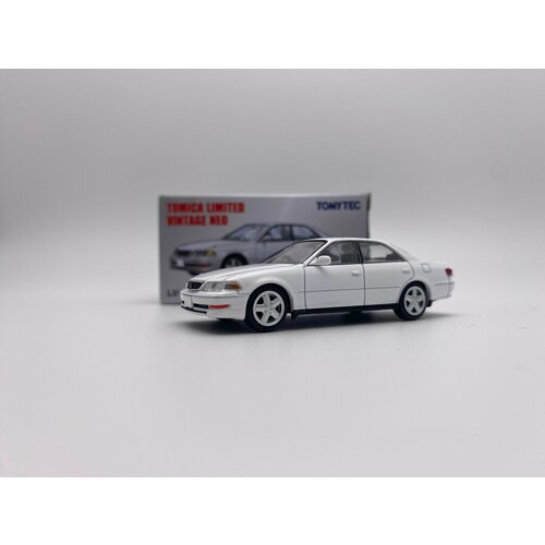 Коллекционная машинка 1:64 Tomitec LV-N299 Tomica Limited Vintage модель автомобиля Toyota MARK 2 Tourer V 2.5