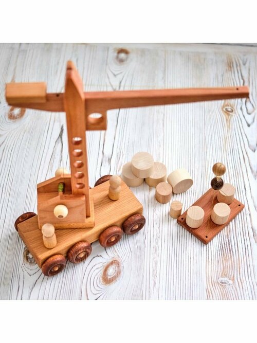 Подъемный кран деревянная игрушка