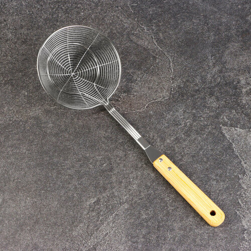 Дуршлаг-сито с деревянной ручкой 39см диаметр13см глубина 45см 849₽