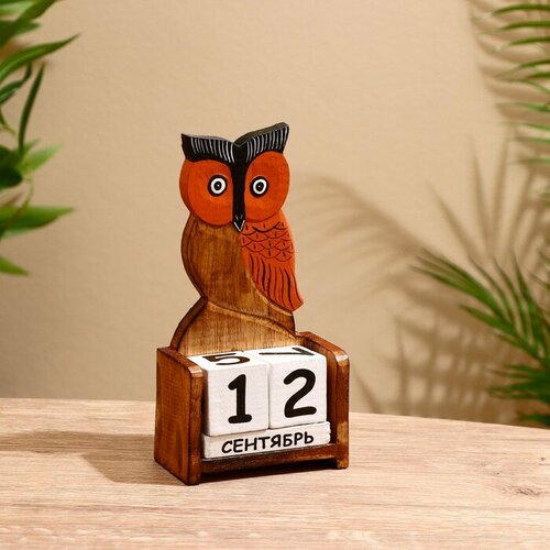 Календарь настольный дерево 