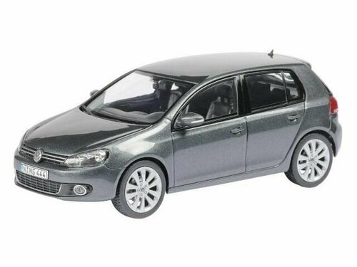 Модель машины 1:34-39 VW GOLF V 42361 серый