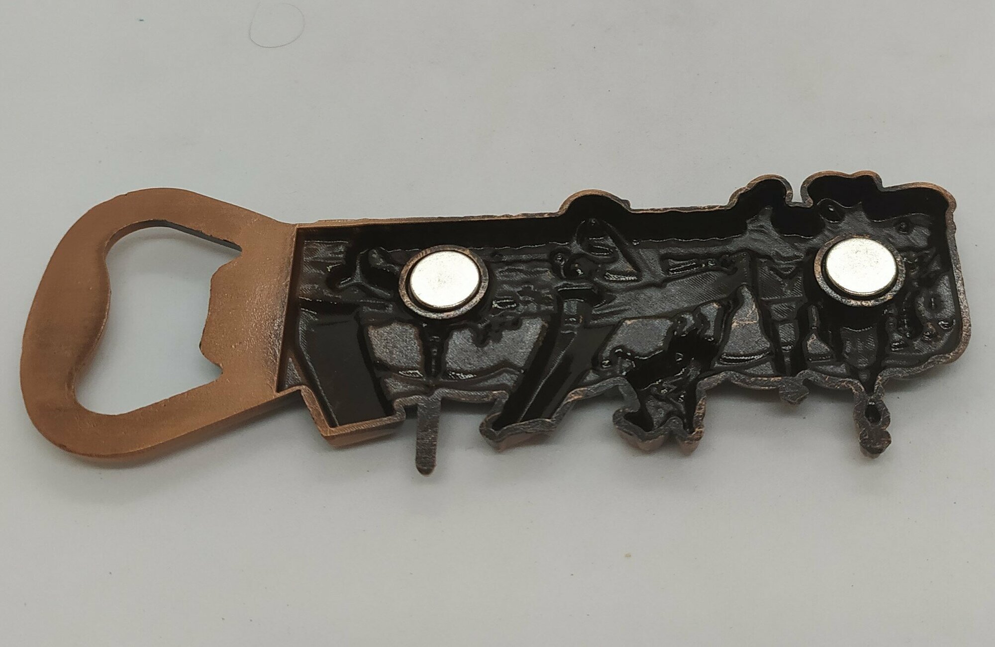 Магнит металл рельефный открывашка "санкт-петербург", медь — фото 1