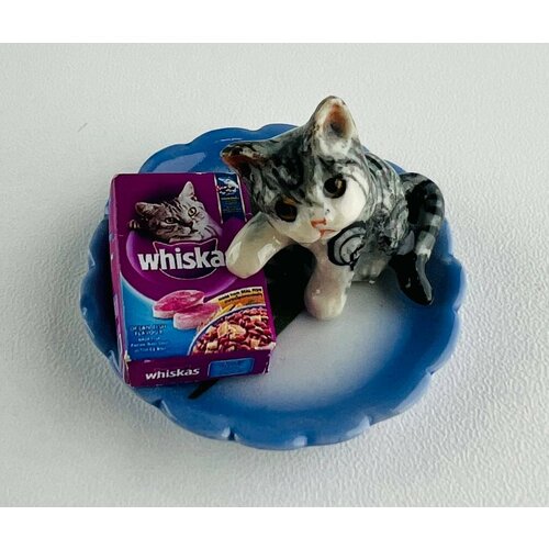 Винтажная мини статуэтка 