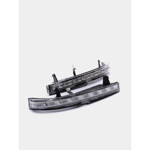 Бегающие поворотники на зеркала Лада Приора Цвет Белый 2299₽